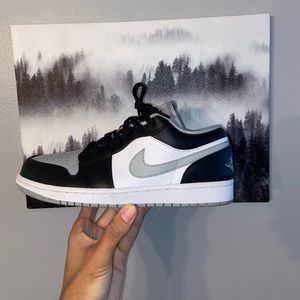‼️SOLD VIA INSTAGRAM ‼️Jordan 1 Low ‘Smoke Grey’